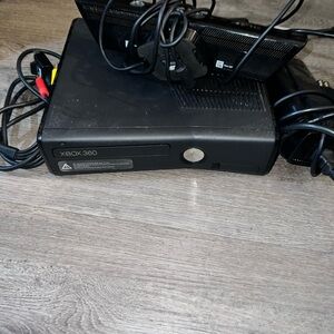 Xbox 360 Console with Accessories